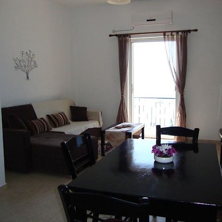 Fantasia Apartment Lakones Luaran gambar