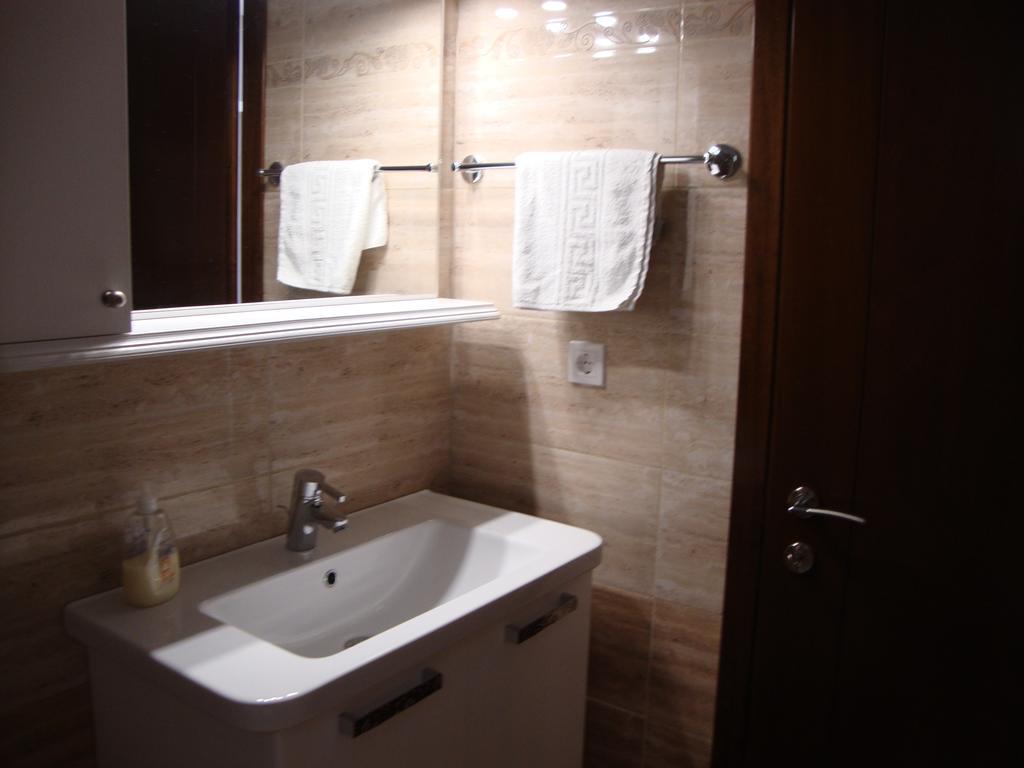 Fantasia Apartment Lakones Luaran gambar